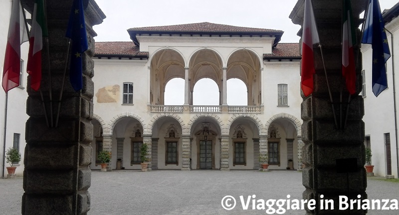 Cesano Maderno, Palazzo Arese Borromeo
