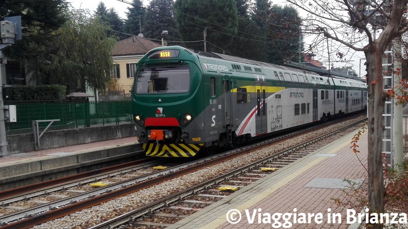 Linea ferroviaria Milano-Mariano Comense