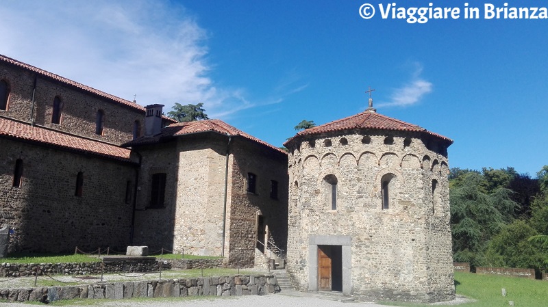 Il battistero della basilica