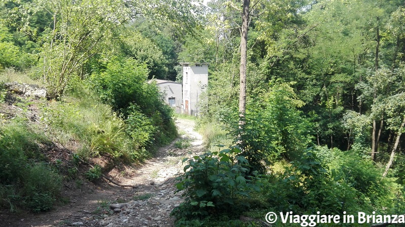 Centralina Enel sul sentiero 9 del Parco della Brughiera