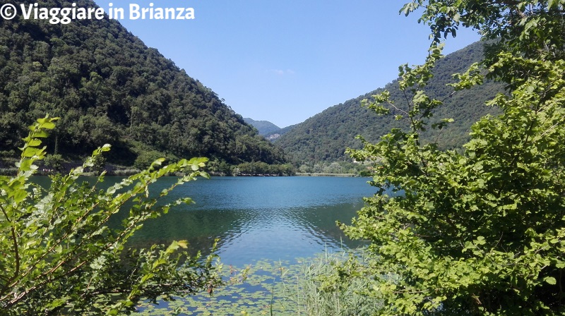 Fare il bagno al lago in Lombardia, il lago del Segrino