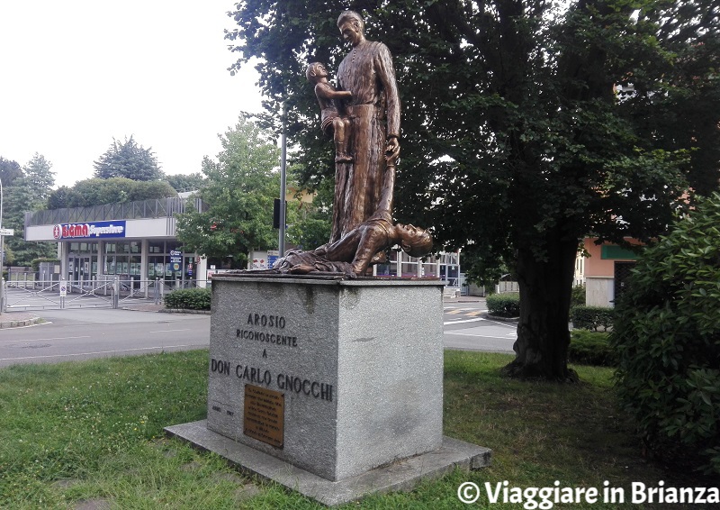 Cosa fare ad Arosio, la statua di Don Gnocchi