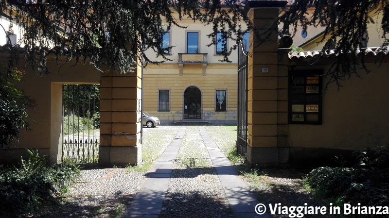 Cosa fare a Limbiate, Villa Bosisio Castiglioni Cavriani Rasini