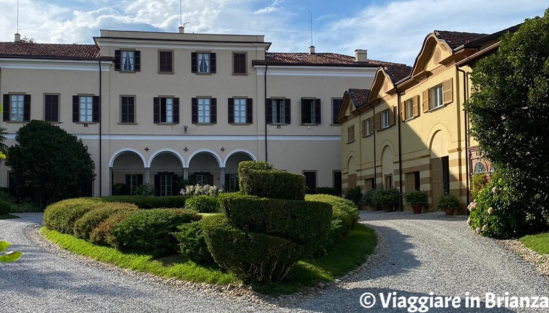 Cosa fare a Montorfano, Villa Barbavara