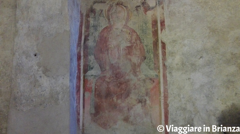 La cripta della Basilica di Galliano: la Madonna del Latte