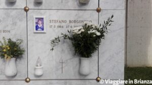Cimiteri in Brianza, la tomba di Stefano Borgonovo a Giussano