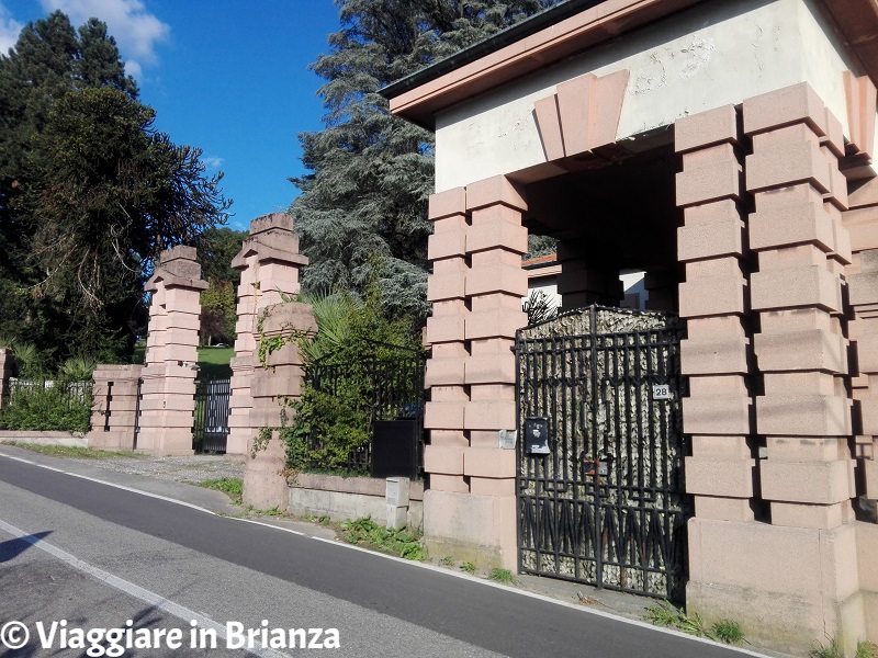 L'ingresso di Villa Longoni a Giussano