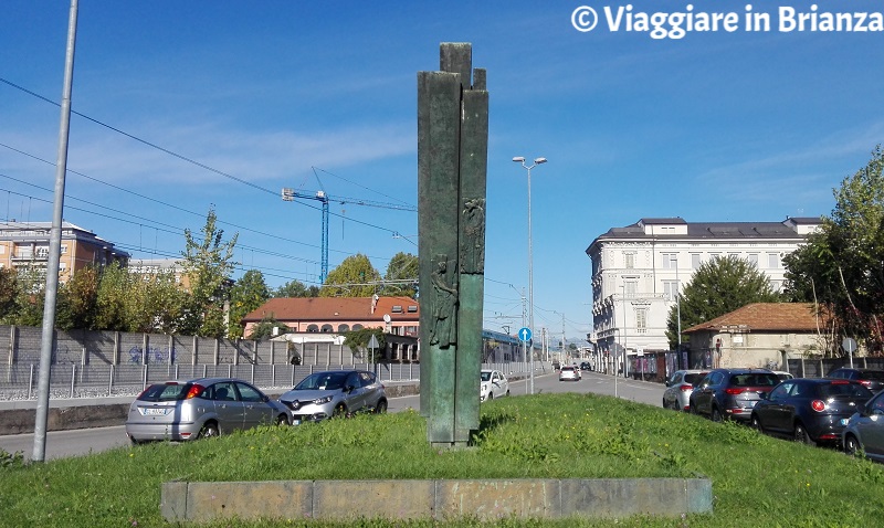 Cosa fare a Meda, il Monumento al Falegname