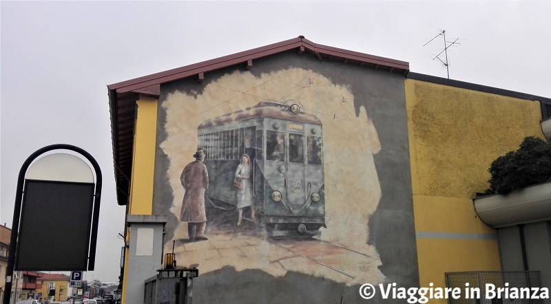 Street art in Brianza, il murales del tranvai di Giussano