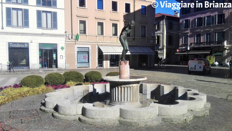 Cosa fare a Monza, la Fontana delle Rane