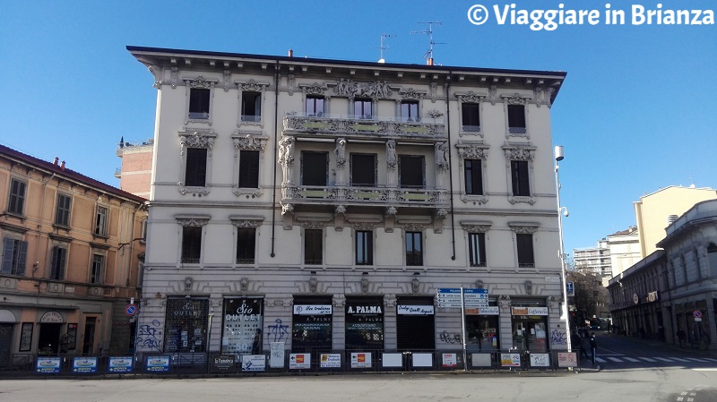 Cosa fare a Monza, il Palazzo delle Cariatidi