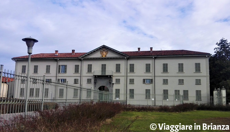 Cosa fare a Vertemate con Minoprio, Villa Raimondi