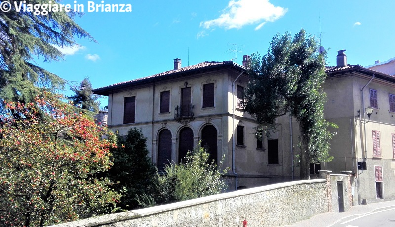 Cosa fare a Barzanò, Villa Luciano Manara