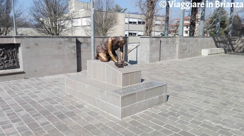 Cosa fare a Villasanta, la Statua della Lavandaia