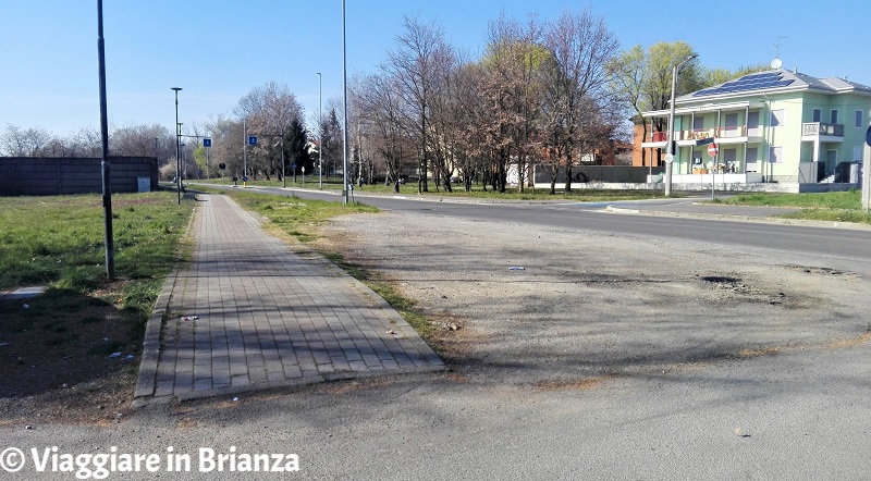 L'inizio della pista ciclabile 25 del Parco delle Groane