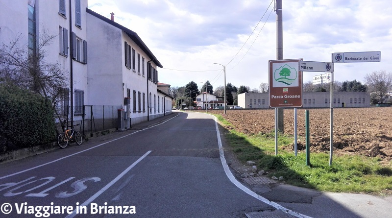 Il sentiero 28 del Parco delle Groane in via Pellico a Barlassina