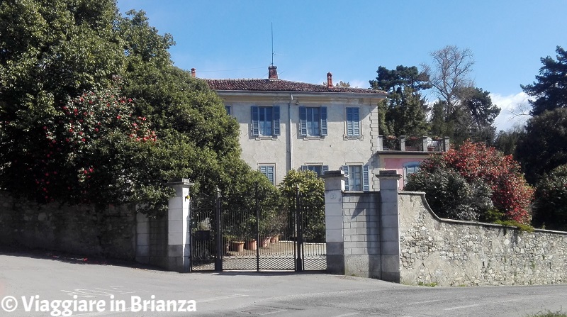 Villa Castelli a Capiago Intimiano