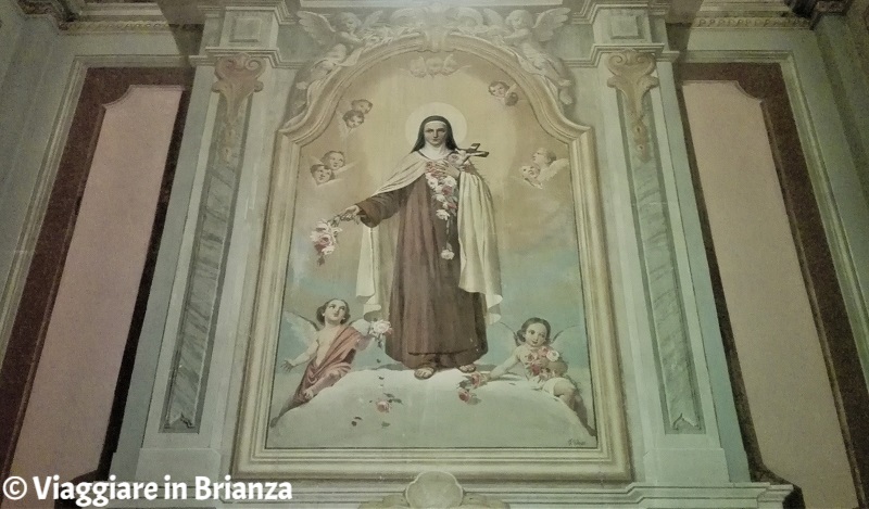 Cassago Brianza, la chiesa: la Cappella di Santa Teresa del Bambin Gesù