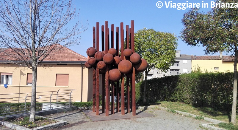 Cosa fare a Cantù, Nel giardino delle idee campate per aria