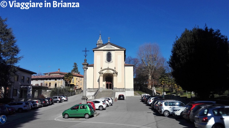 Il parcheggio della Chiesa di Cassago Brianza