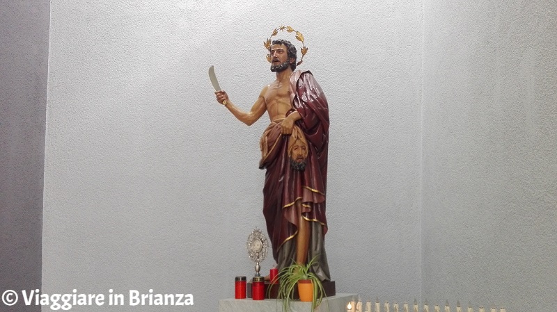 Cosa vedere a Fino Mornasco, la statua di San Bartolomeo nella Chiesa di Andrate