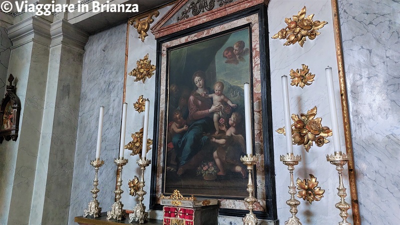 La pala d'altare nella Chiesa di Santa Caterina a Merone