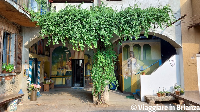 Il Cortile degli Affreschi a Giussano nella Corte del Pozzo