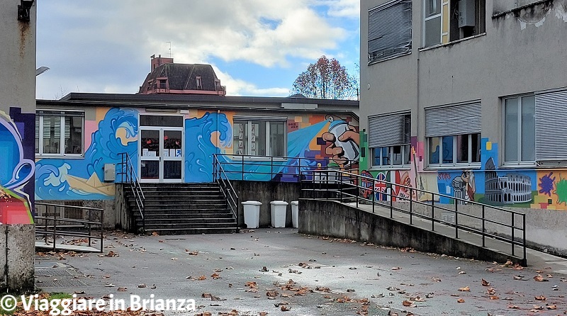 Desio, i murales della scuola media