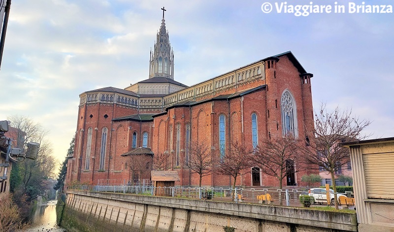 Cesano Maderno, la Chiesa di Santo Stefano e il fiume Seveso