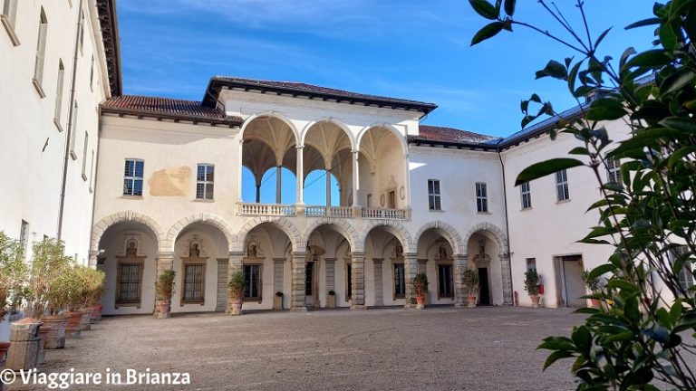 Cosa vedere a Cesano Maderno, Palazzo Arese Borromeo