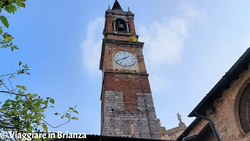 Mariano Comense, la chiesa e il campanile