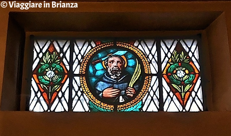 La vetrata con San Pietro Martire