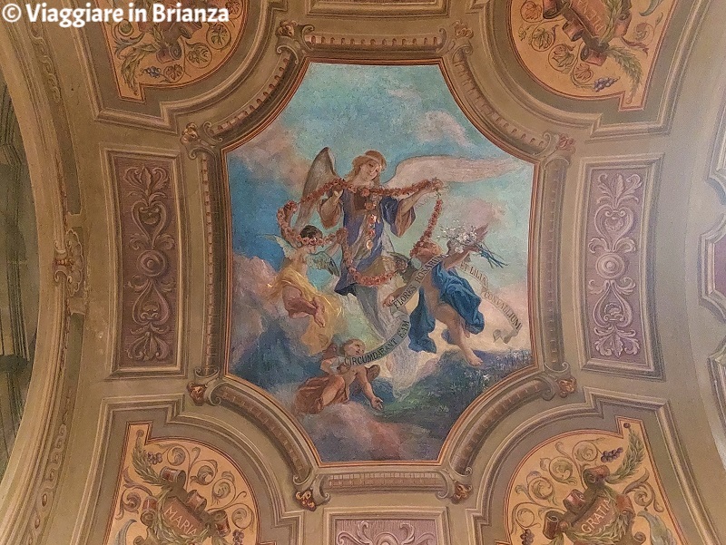 L'angelo dell'altare della Madonna con Bambino