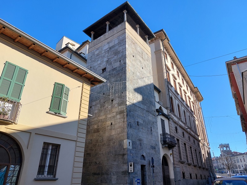 Cantù, la Torre dei Grassi