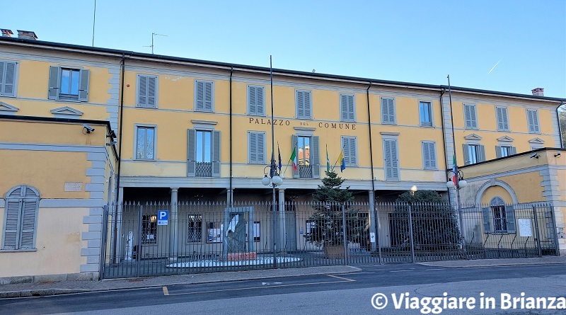 Il palazzo municipale di Mariano Comense