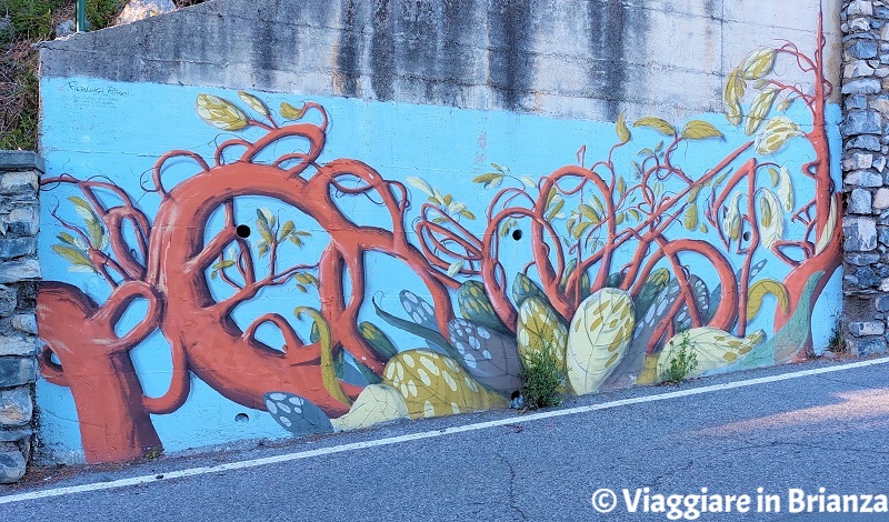 Cosa vedere a Civate, il murales di Pierluigi Pintori