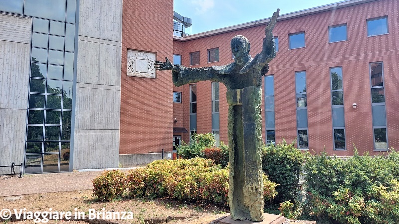 Cosa fare a Desio, il Monumento a Giovanni Paolo II di Harry Rosenthal