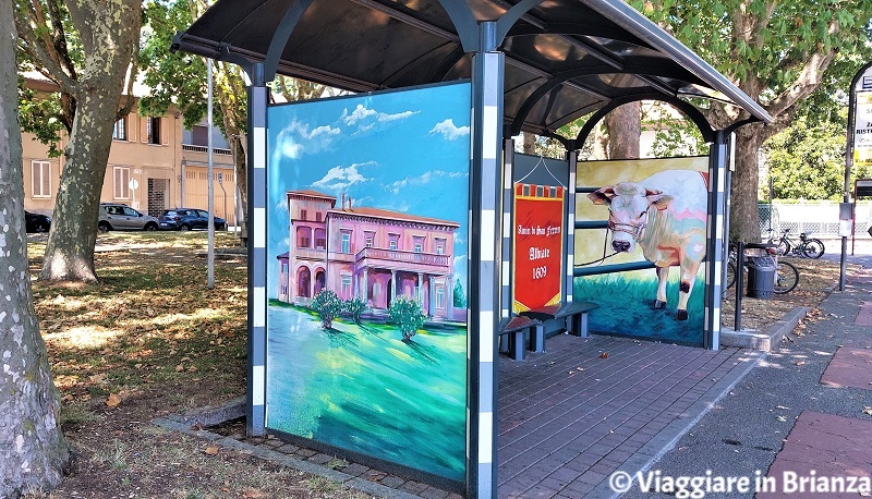 La pensilina dell'autobus di Albiate