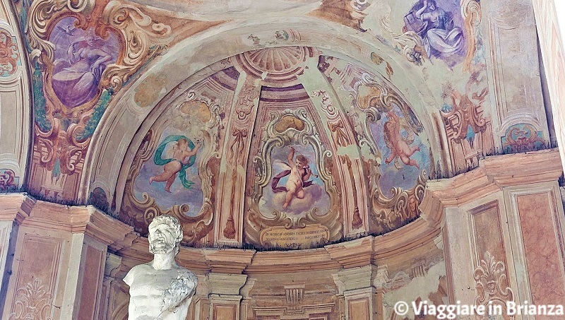 Gli affreschi del Tempietto del Fauno nel Parco Arese Borromeo