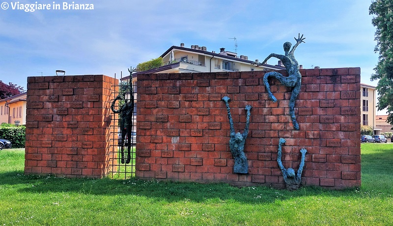 Il Monumento alla Libertà a Giussano di Harry Rosenthal