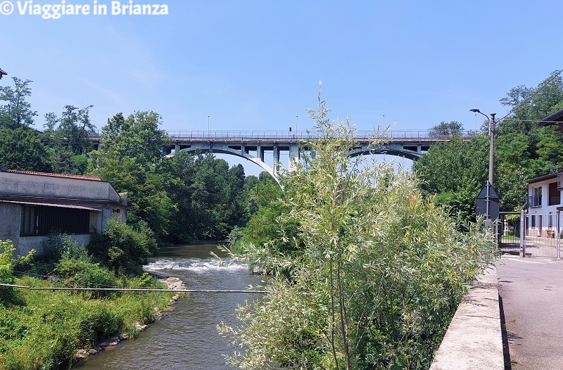 Carate, passeggiata sul Lambro