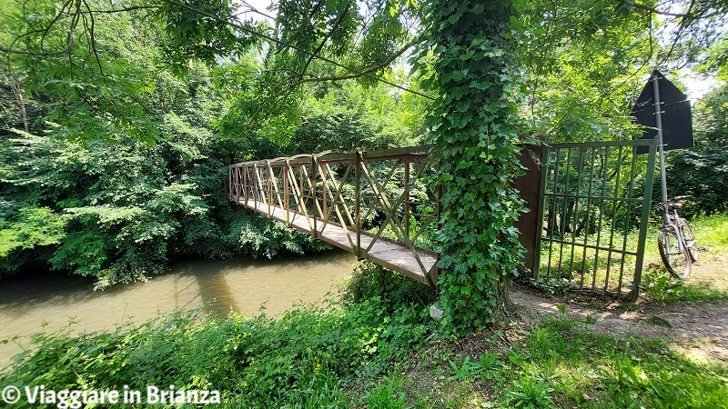 Giussano, la passerella sul Lambro