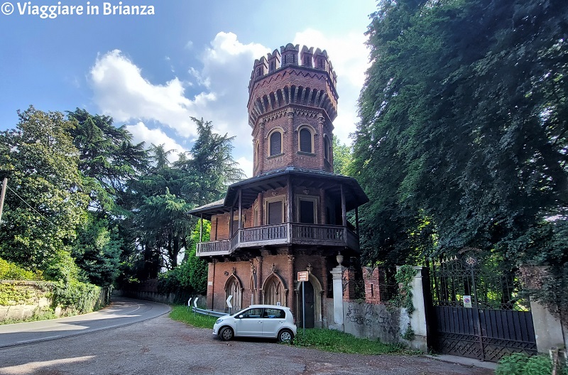 Novedrate, la portineria del Castello di Carimate