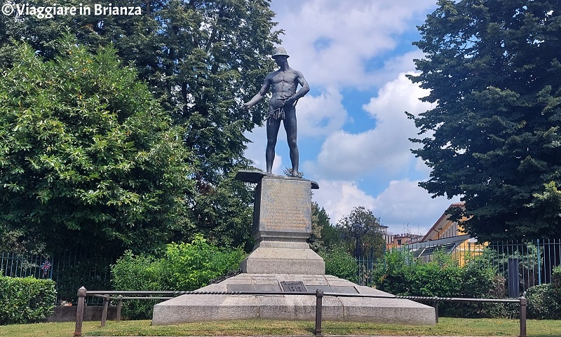 Cosa fare a Cantù, il Monumento ai Caduti