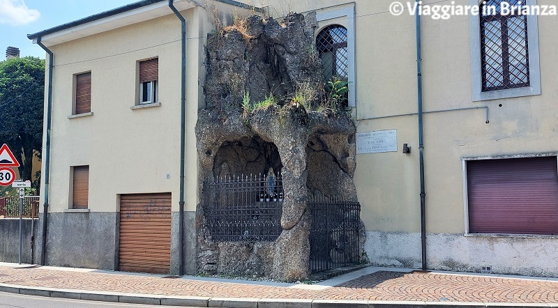 La Grotta della Madonna di Novedrate