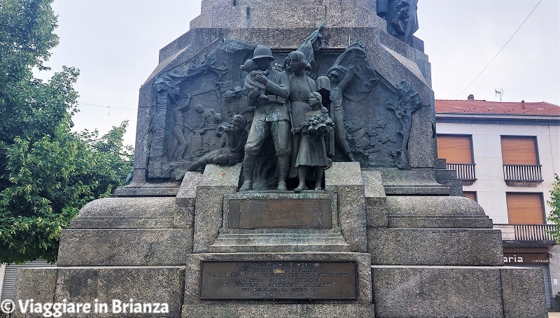La partenza per il fronte nel Monumento ai Caduti di Seregno