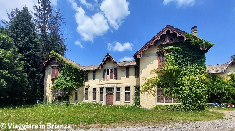 Villa Casana, le scuderie
