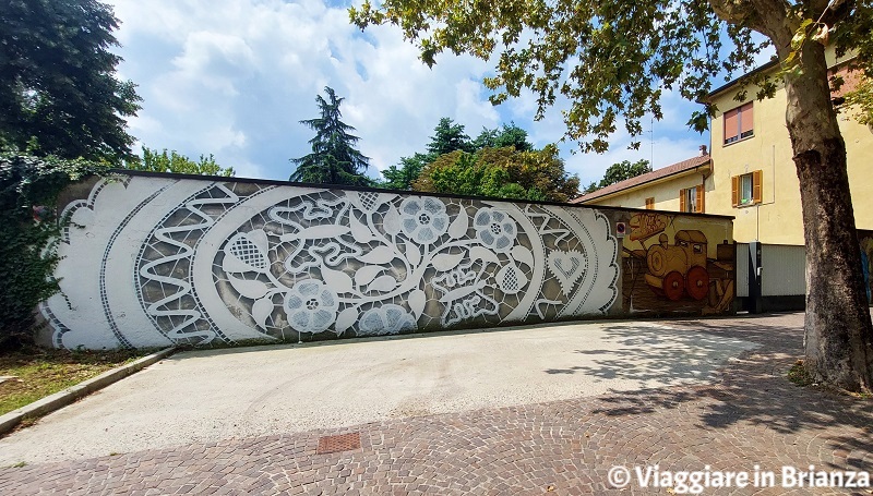 Cosa fare a Cantù, i murales col merletto