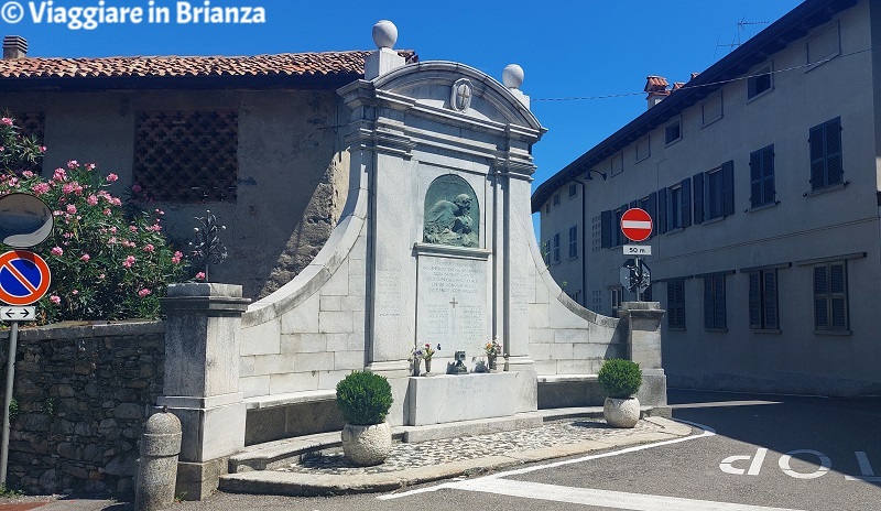 Cosa fare a Orsenigo, il Monumento ai Caduti